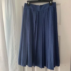 Pleated blue and white dot skirt